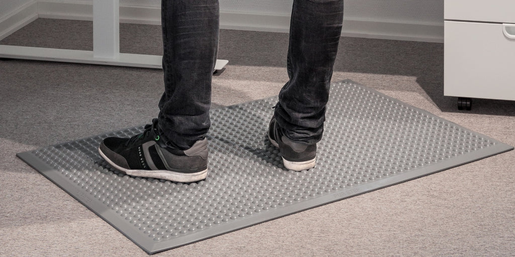 Ståmatta Knottrig, svart, Offix